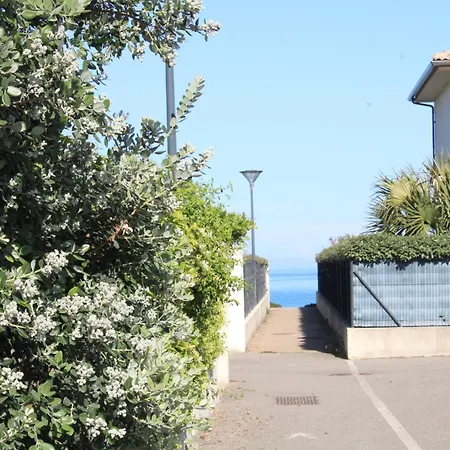 Maison T3, 50m De La Mer, Cadre Reposant Semesterbostad